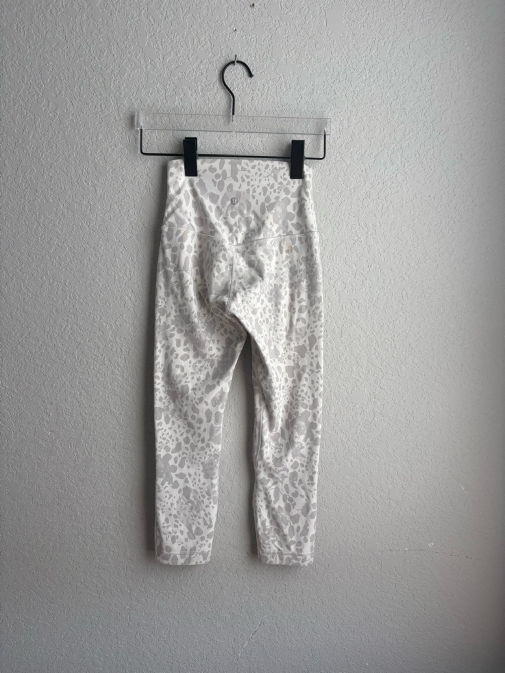 Lululemon Align HR Leggings Cheetah Antique white 2 - Picture 3 of 6